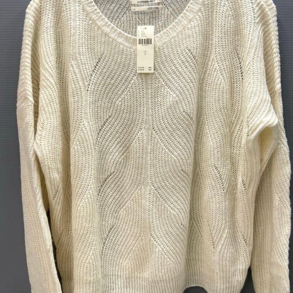 NWT Size S Anthropologie Creme Sweater